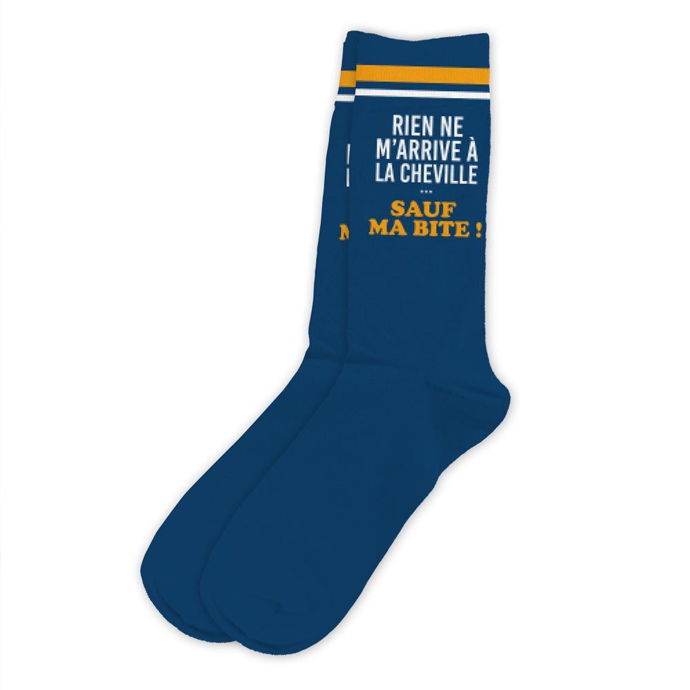 Socken. Nichts kommt an meinen Knöchel heran … außer meinem Schwanz!