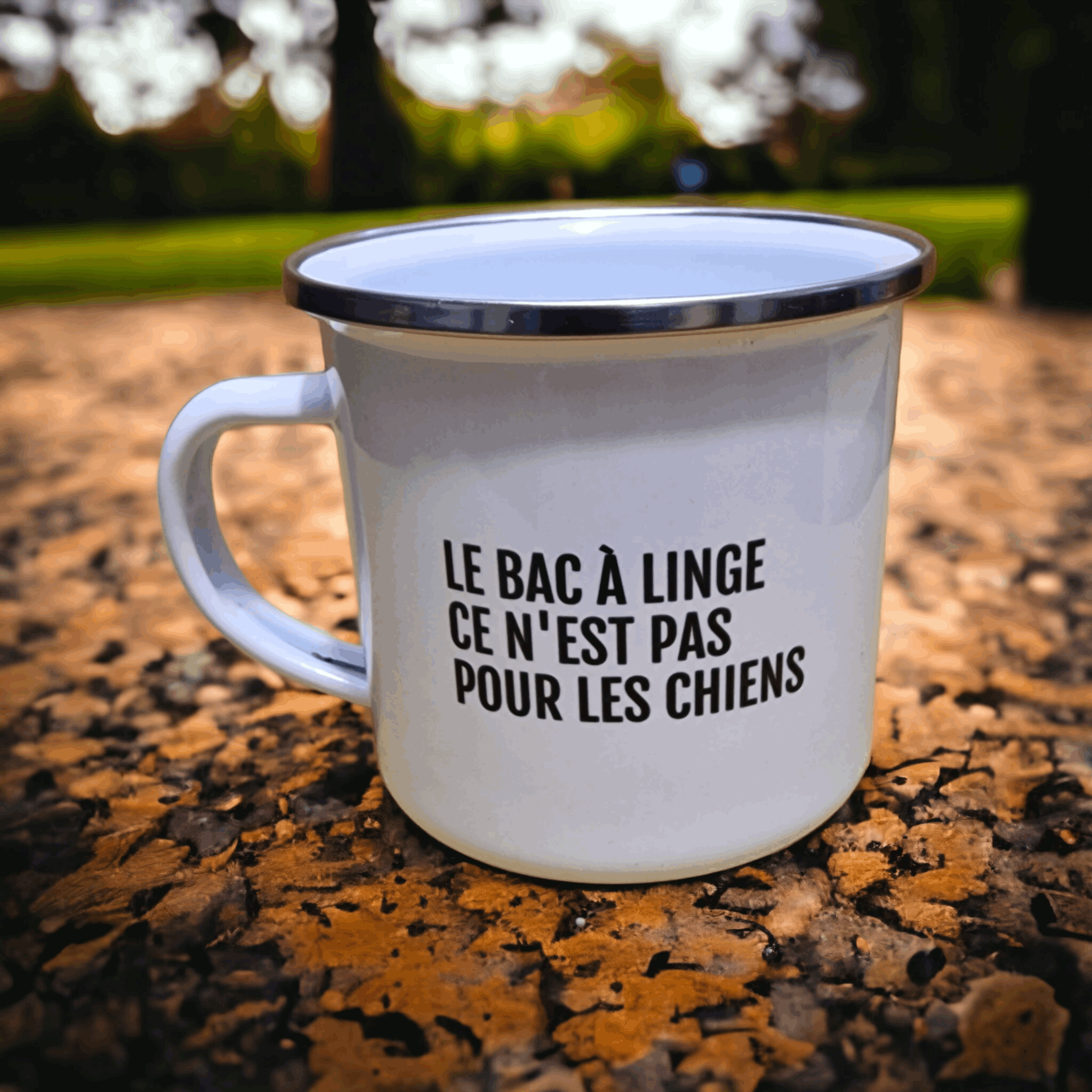 Mug Le bac à linge ce n'est pas pour les chiens