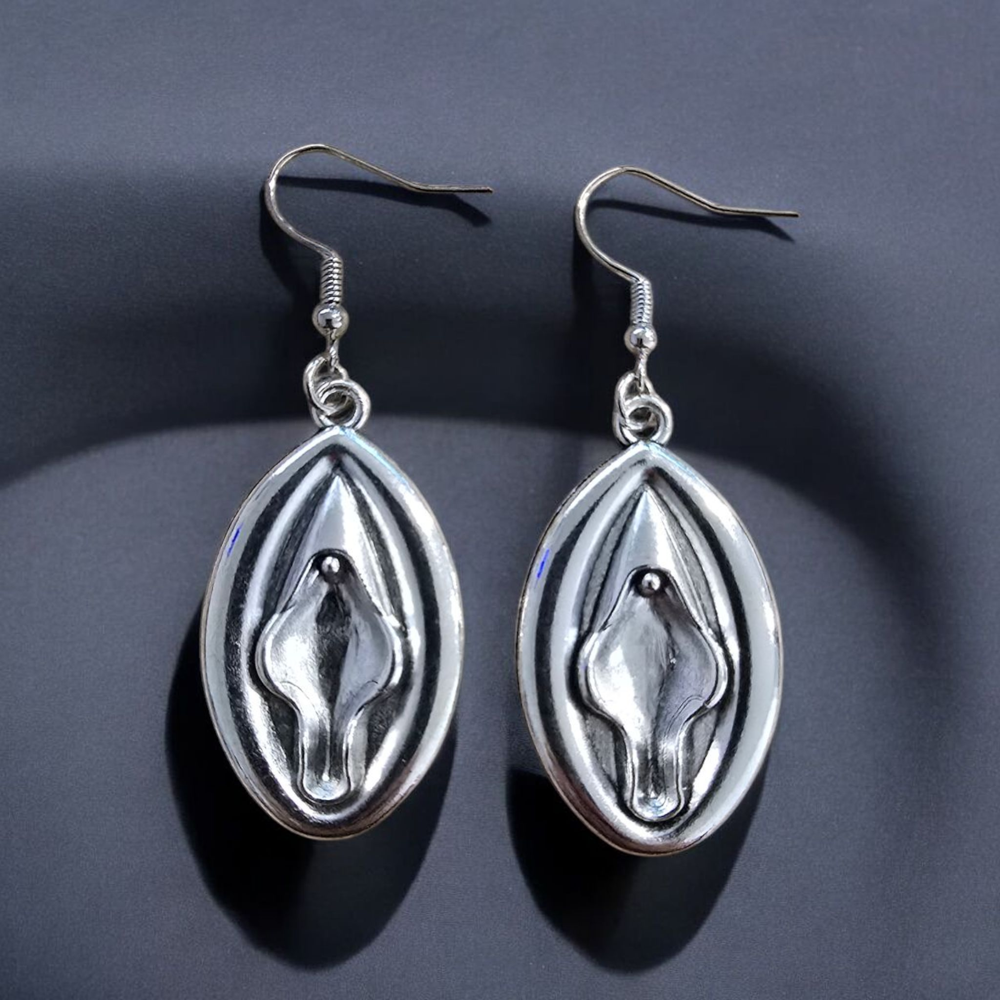 Boucles d'oreilles vagin
