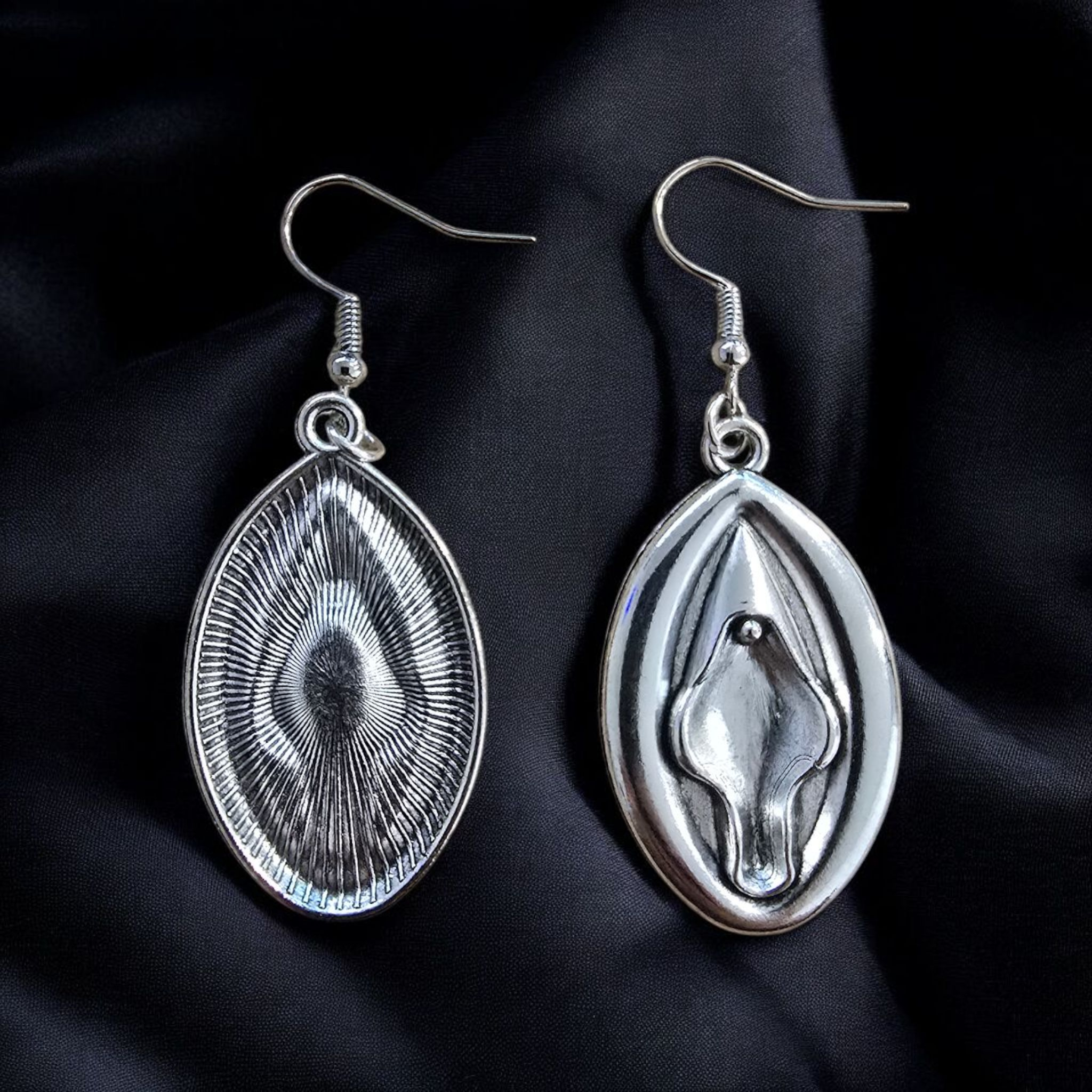 Boucles d'oreilles vagin